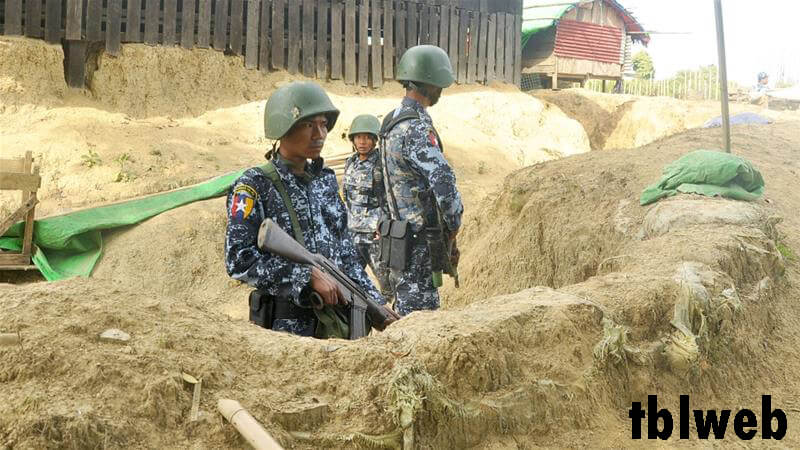 ทหารพม่า 340 นายหลบหนีเข้าบังกลาเทศ รัฐมนตรีกระทรวงการต่างประเทศของ บังกลาเทศเผยเมื่อวันพฤหัสบดี (13) เจ้าหน้าที่ตำรวจและทหาร
