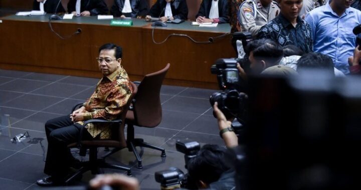 ศาลชั้นนำของอินโดนีเซียเริ่มการพิจารณาคดีเรื่องการฉ้อโกง ศาลสูงสุดของอินโดนีเซียได้รับฟังคำอุทธรณ์ของผู้สมัครชิงตำแหน่งประธานาธิบดีที่แพ้